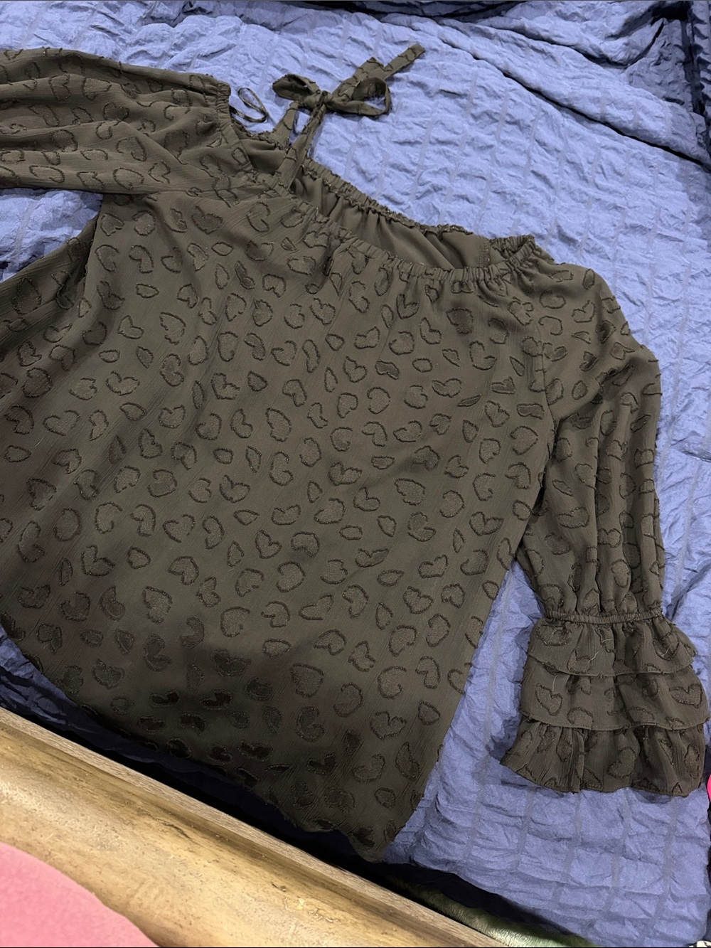 Cato black  Off-Shoulder Animal Print Blouse